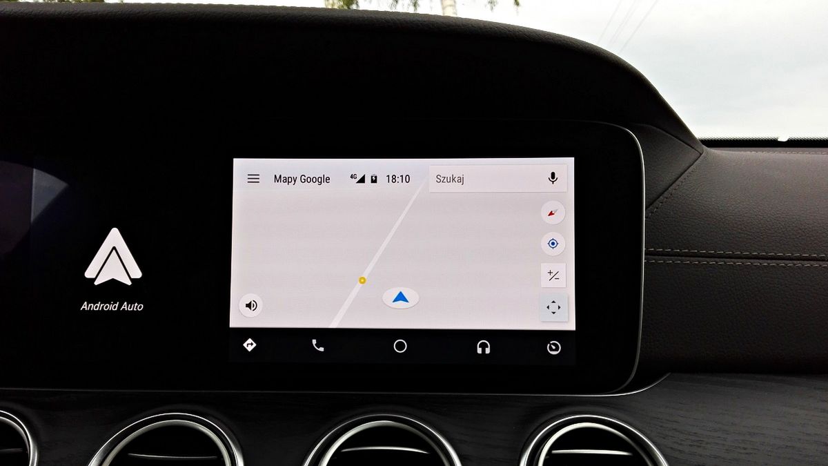 Android Auto w Mercedesie klasy E.