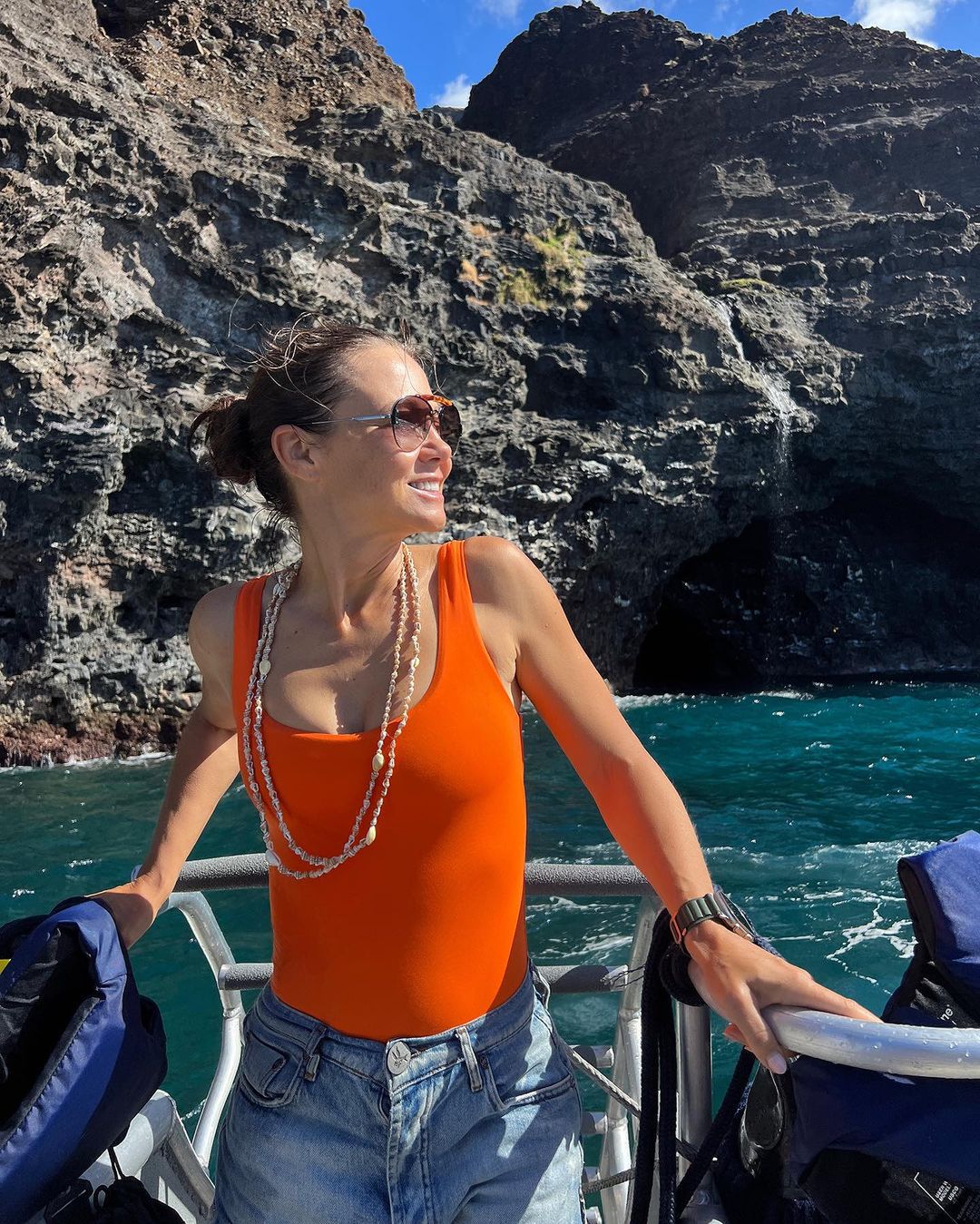 Kinga Rusin eksploruje Hawaje z  Markiem Kujawą