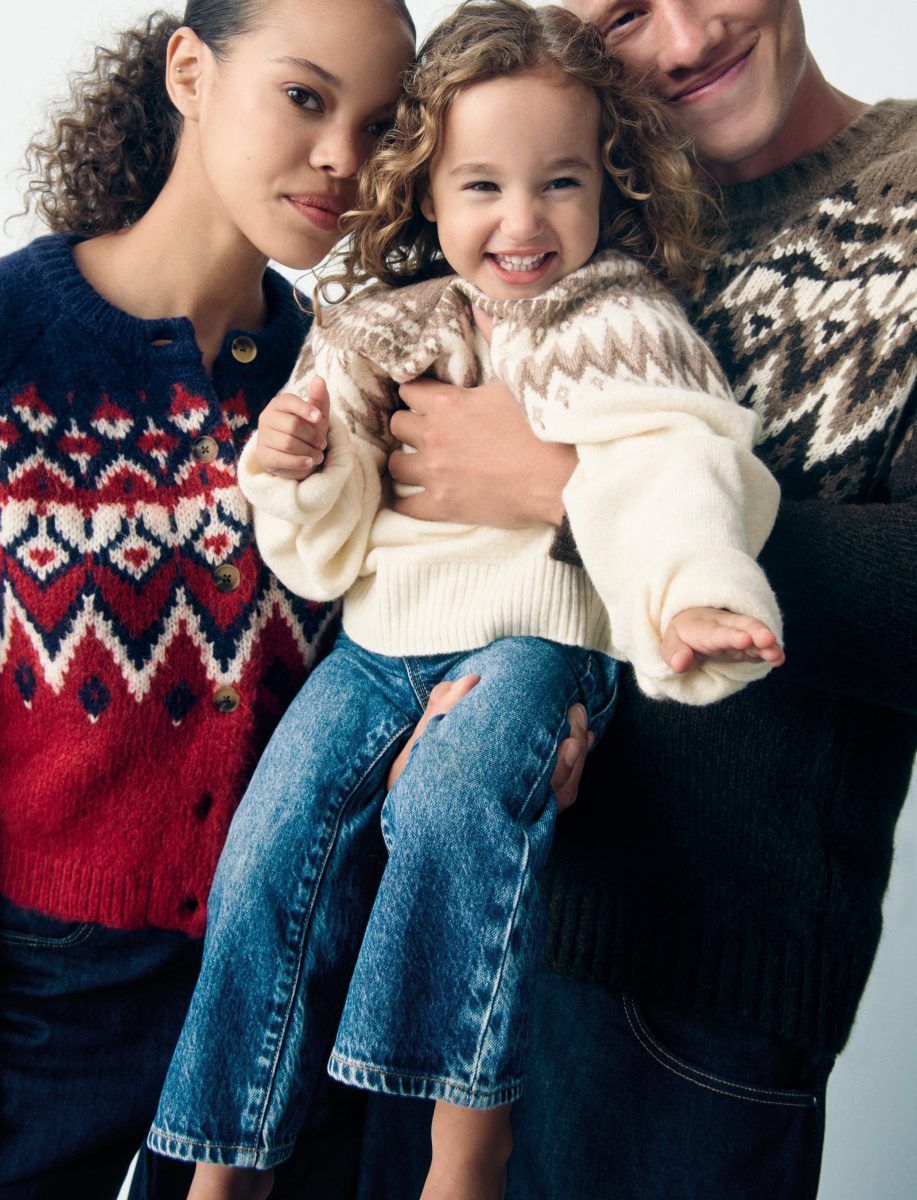 GAP Holiday Campaign_CashSoft (1)