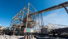 Akcje KGHM mocno w górę. Giełdowy gigant rośnie na GPW