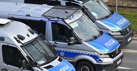 Praca w policji. Oto zarobki na początek i siedem etapów rekrutacji