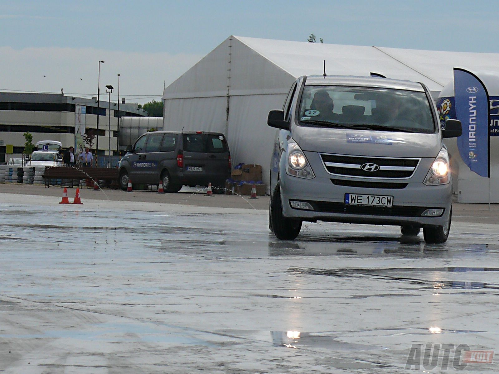 Hyundai H-1
