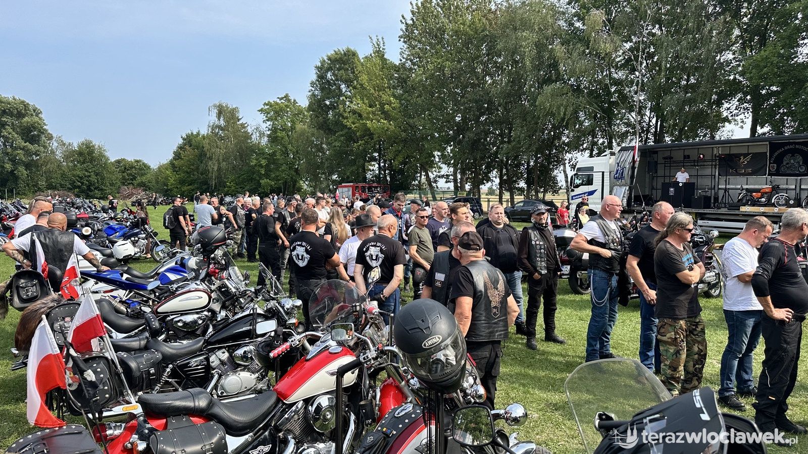 Parada dwóch kółek i piknik w Starym Brześciu. Tak wyglądał Brze