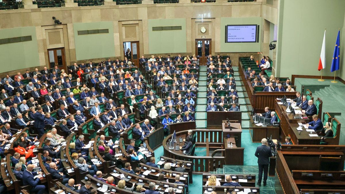 34. posiedzenie Sejmu X kadencji
Fot. Adam Burakowski/East News, Warszawa, 09.05.2025. 34. posiedzenie Sejmu X kadencji.
Adam Burakowski