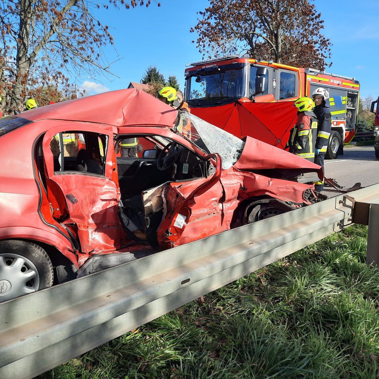 Wzdół Kolonia: Tragiczny wypadek. Dwie osoby nie żyją