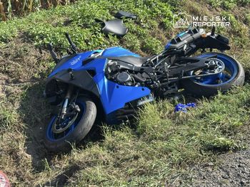 Gołaszew: Motocyklista podczas wyprzedzania zjechał do rowu. W akcji śmigłowiec LPR