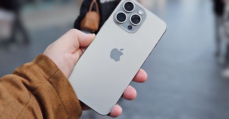 Masz iPhone'a? Chińczycy chwalą się, że mogą śledzić twoje pliki
