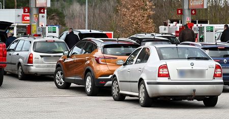 Nie tylko Niemcy. Czesi szturmują polskie sklepy i stacje benzynowe