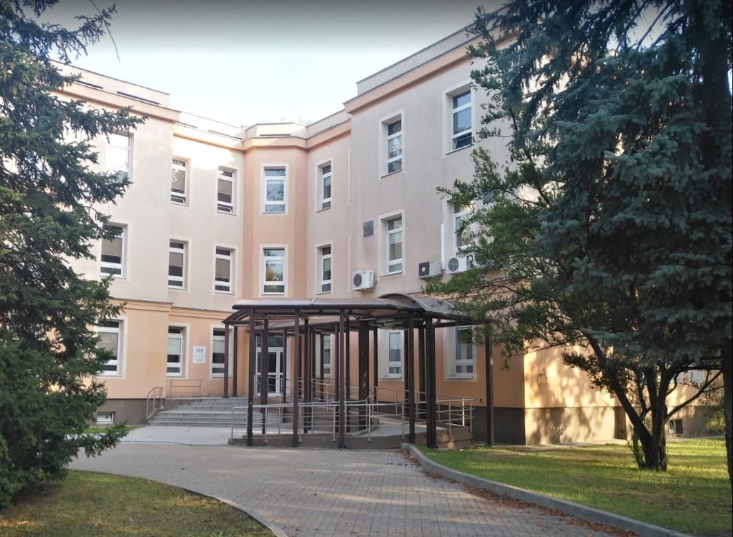 Koronawirus. Warszawa ze wzrostem zakażeń. Nowe ognisko w ośrodku dla cudzoziemców (na zdjęciu Szpital Wolski, gdzie wykryto pierwsze ognisko zakażeń)