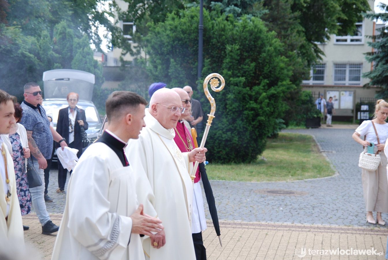 Miejska procesja Bożego Ciała przeszła ulicami Włocławka