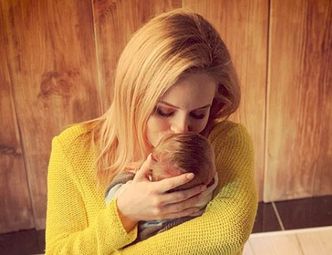 Olga Kalicka pozuje z synem na Instagramie: "Wciąż się z Maluszkiem poznajemy"