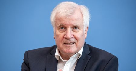 Polska chce wydać 1,6 miliarda zł. Komentarz niemieckiego MSW