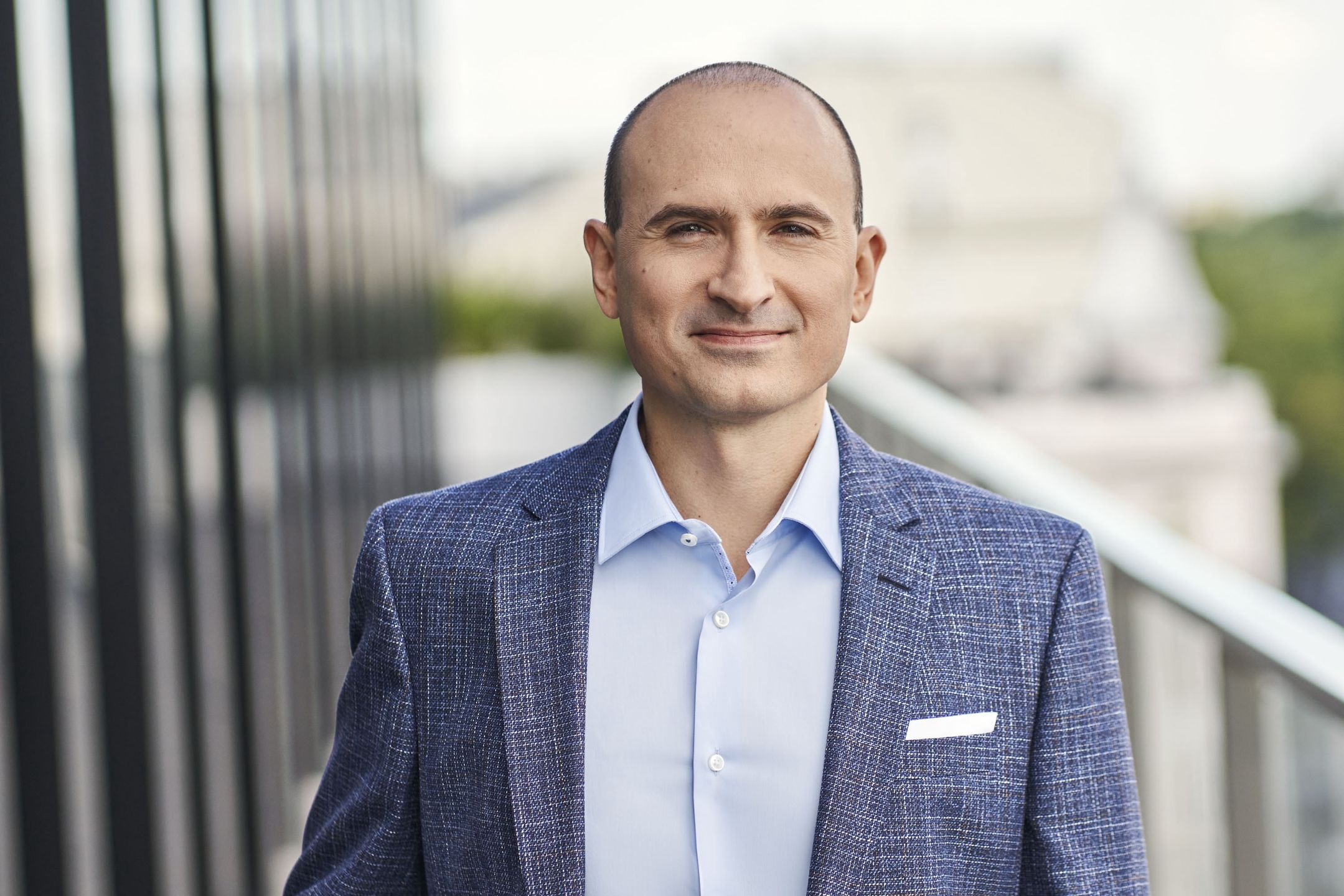 Luiz Hanania, wiceprezes zarządu, zastępca dyrektora generalnego Grupy Veolia w Polsce, dyrektor ds. finansowych, efektywności operacyjnej, transformacji cyfrowej i innowacji na Strefę Europy Środkowo-Wschodniej                          