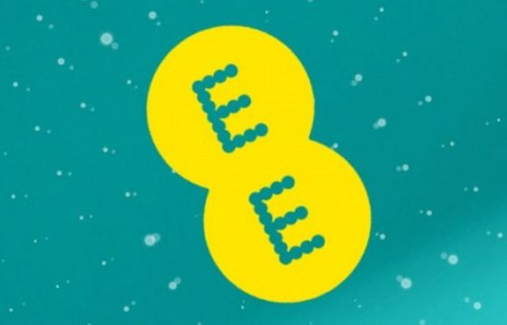 BT chce kupnem sieci EE wrócić na rynek komórkowy