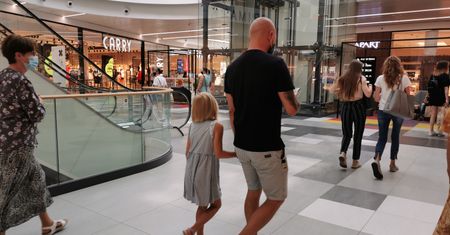 Niedziela handlowa grudzień 2020. Czy 6 grudnia sklepy będą otwarte?