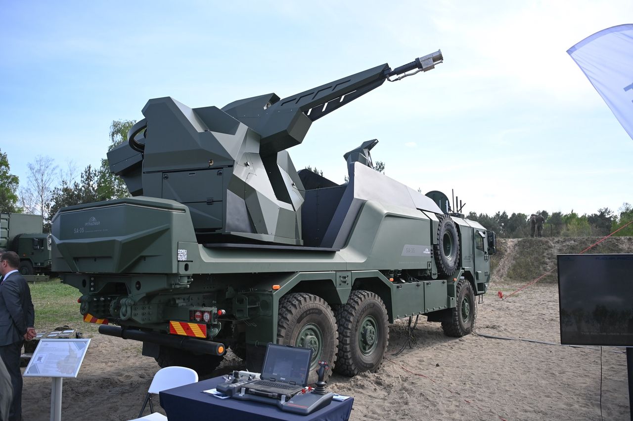 Festiwal dronów pod Warszawą. Oto co pokazał PGZ