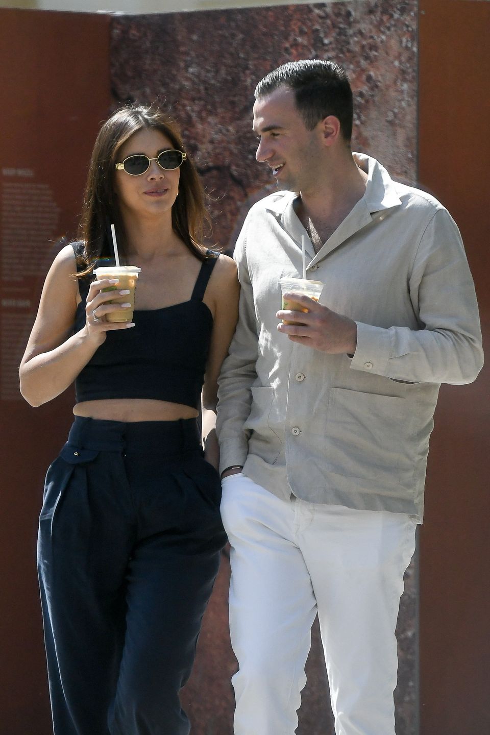 Klaudia Halejcio z partnerem
