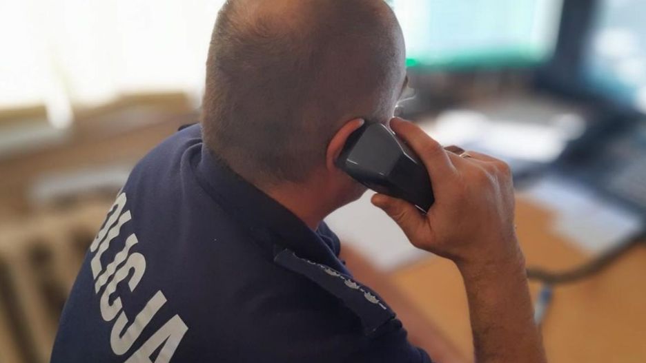 Policjanci udaremnili oszustwo.