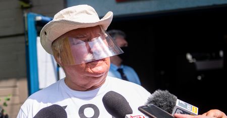 Popowo. Lech Wałęsa obrzucony pomidorami? Powodem sprawa "Bolka"