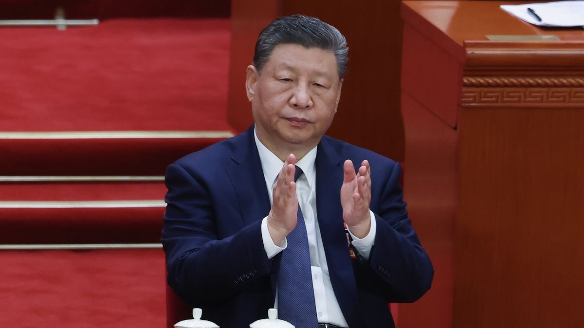 BEIJING, CHINA - MARCH 09: Chinese President Xi Jinping applause during the plenary session of China's National People's Congress (NPC) at the Great Hall of the People on March 09, 2026 in Beijing, China. The fourth annual session of the 14th National People's Congress (NPC), China's top legislature, opens on March 5, 2026, in Beijing. It will review key items like the government work report, the draft 15th Five-Year Plan (2026-2030), 2025 economic development reports, and 2026 budget drafts, with the session expected to last until around March 12. (Photo by Lintao Zhang/Getty Images)