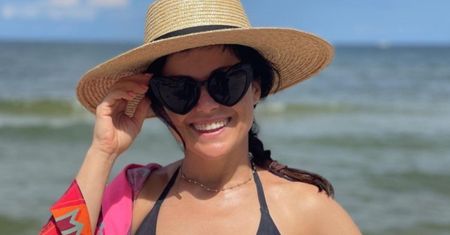 Katarzyna Cichopek w bikini zachwyca fanów: "Piękna figura, jak pani to robi?" (FOTO)
