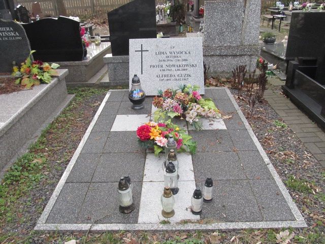 Odnowiony grób Lidii Wysockiej