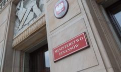 Koronawirus. Ministerstwo Finansów szuka ochotników do walki z epidemią