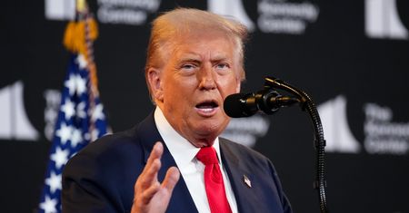 Nieoficjalnie: administracja Donalda Trumpa rozważa inwestycję w Intela