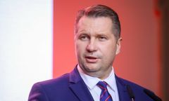 Minister Czarnek rzutem na taśmę utworzył nowy instytut. Opozycja: Trzeba to będzie odkręcać