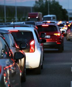 Zamienią ulicę w deptak? Mieszkańcy mają dość nocnych rajdów