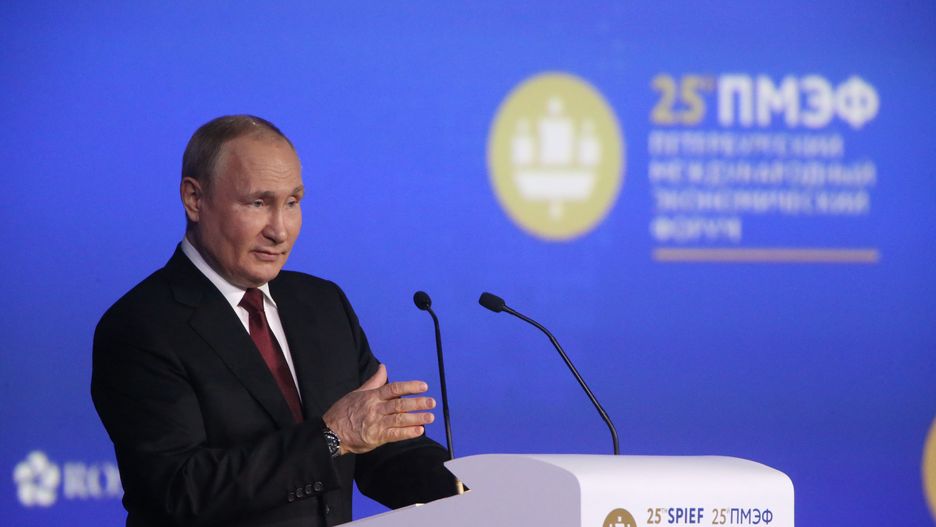 Saint Petersburg Hosts The International Economic Forum (SPEIF 2022)
SAINT PETERSBURG, RUSSIA - JUNE 17: (RUSSIA OUT) Russian President Vladimir Putin talks at the plenary session during the Saint Petersburg Economic Forum SPIEF 2022, on June17, 2022 in Saint Petersburg, Russia. Most Western business executives and leaders will be missing from the Russia's annual economic forum amid harsh sanctions against Russian after the country's military invasion of Ukraine. (Photo by Contributor/Getty Images)
Contributor