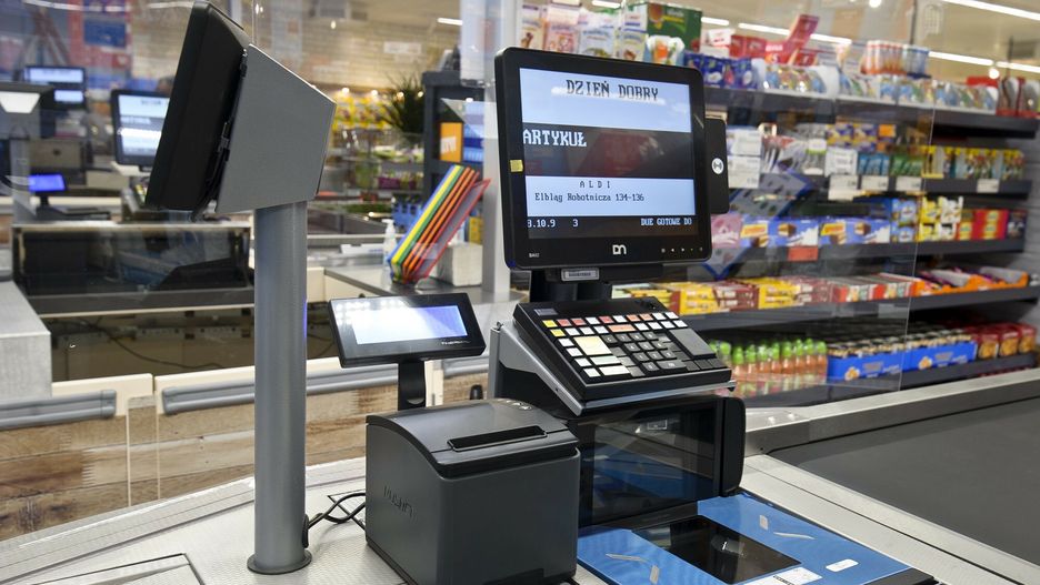 Popularny dyskont likwiduje kasy samoobsługowe