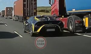 Tak Lamborghini ominęło korek na A1. Jest ruch policji