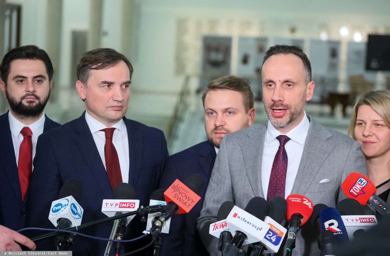 Solidarna Polska nie odpuszcza wiatrakom. Poseł Kowalski wyprowadził atak