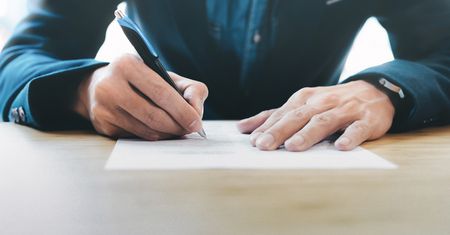 Wzór umowy kupna-sprzedaży samochodu. Przykładowy druk