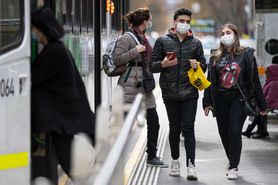 Koronawirus. Mają 12 przypadków zakażeń i wprowadzają lockdown. Prof. Tomasiewicz: Ma to sens  