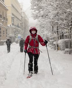 Hiszpania. Pięć ofiar śnieżycy "Filomena". Armia walczy z żywiołem