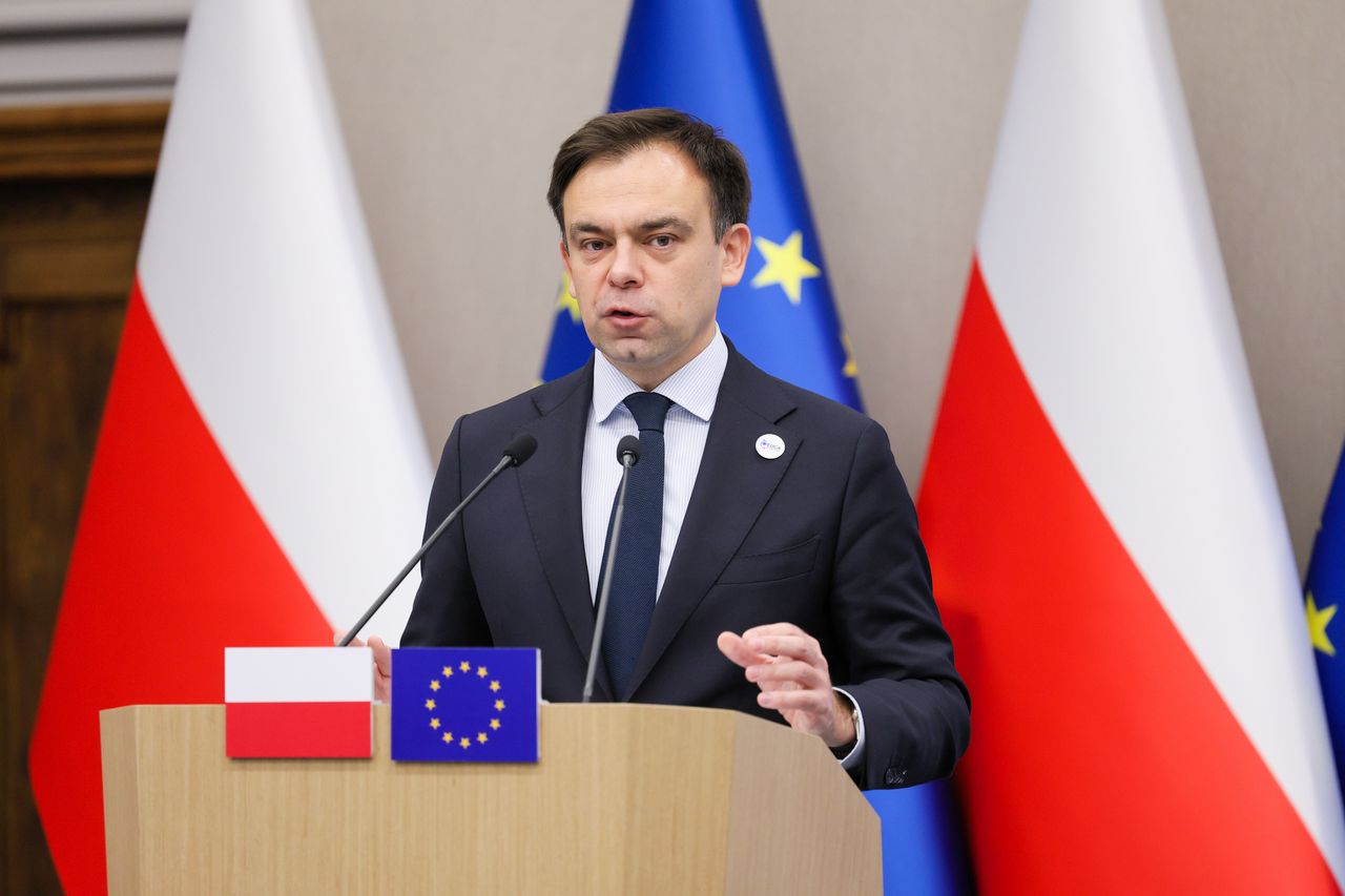 Minister finansów potwierdza. Dwa razy spotkał się z prezesem NBP