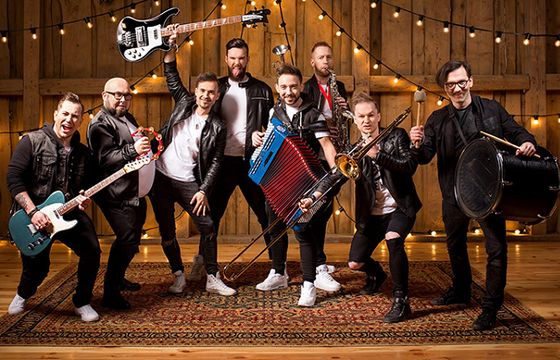 Enej w akcji antenowej RMF FM będzie przekonywał słuchaczy do wiejskiego życia