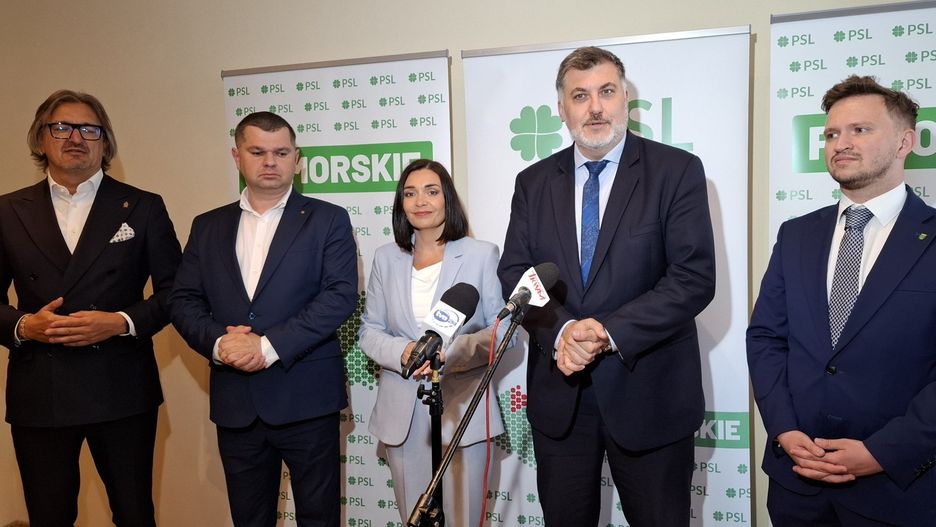 Konferencja prasowa PSL w Gdańsku przeciw dwukadencyjności w samorządach.