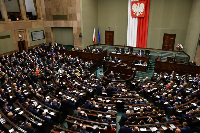 Sejm przyjął uchwałę odnośnie 12 listopada 2018 roku – czy będzie wolne?