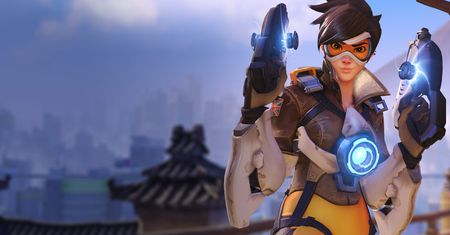 Grupa fanów narzeka na animację bohaterki Overwatch, a Blizzard ją zmienia - czy granica między twórcą a odbiorcą znowu jest zatarta?