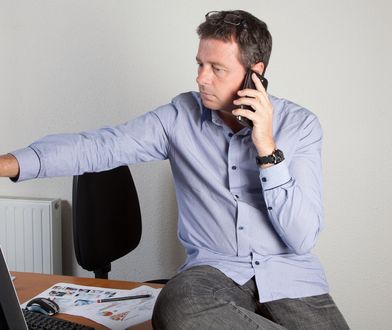 Ponad 300 tys. Polaków ma długi w firmach telekomunikacyjnych