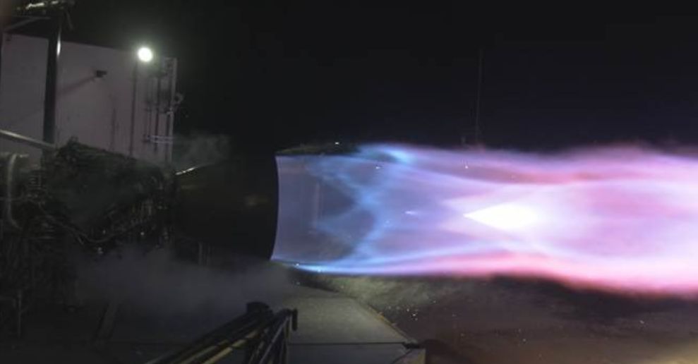 SpaceX uruchomiło nowy silnik - "Raptor". Jego wyniki są imponujące