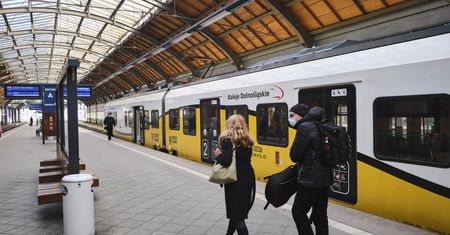 Wrocław. Pociągiem i tramwajem na jednym bilecie? Koleje Dolnośląskie złożyły miastu kolejną ofertę