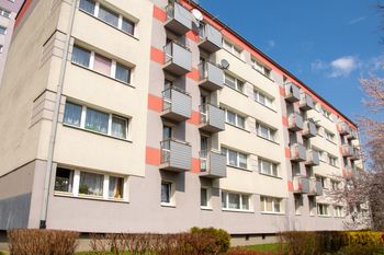 Kupują mieszkania za gotówkę. W dwóch miastach to oni dyktują warunki