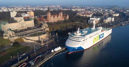 Nowy polski prom musi tankować za granicą? Armator dementuje