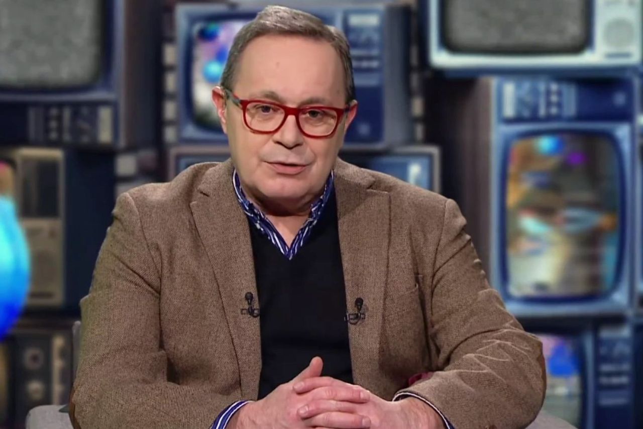 Tomasz Sianecki zasiada na fotelu prowadzącego "Szkło kontaktowe" od początku istnienia programu 