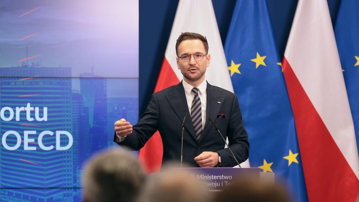 Inflacja w 2023 roku może być niższa, niż prognozuje OECD. Minister Waldemar Buda tłumaczy, dlaczego 