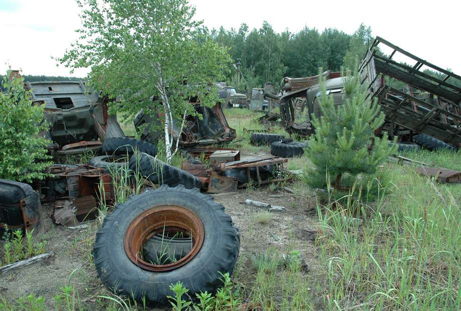 Cmentarzysko napromieniowanych pojazdów pod Czarnobylem 33
